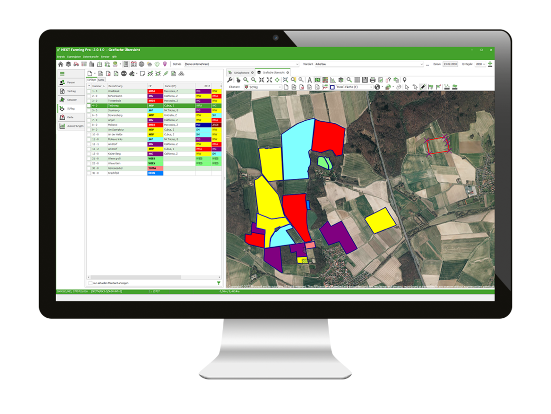 Computerbildschirm zeigt GIS in NEXT Farming Pro