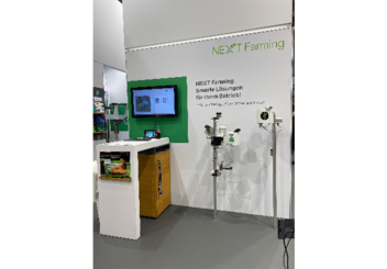 NEXT Farming Stand mit Wetterstationen bei einer Messe